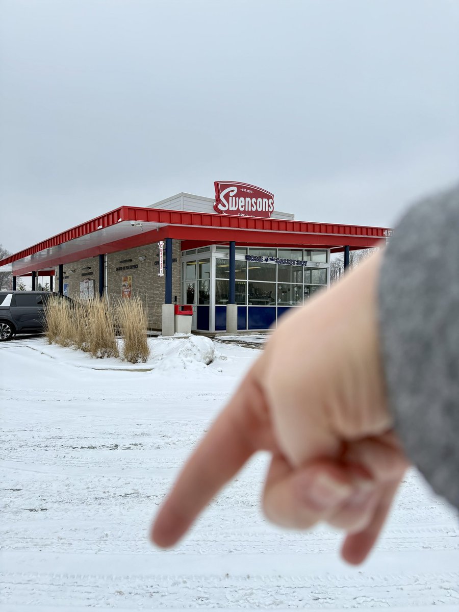 Another beautiful day at Swensons. Horns ⬇️, Buckeyes ⬆️.