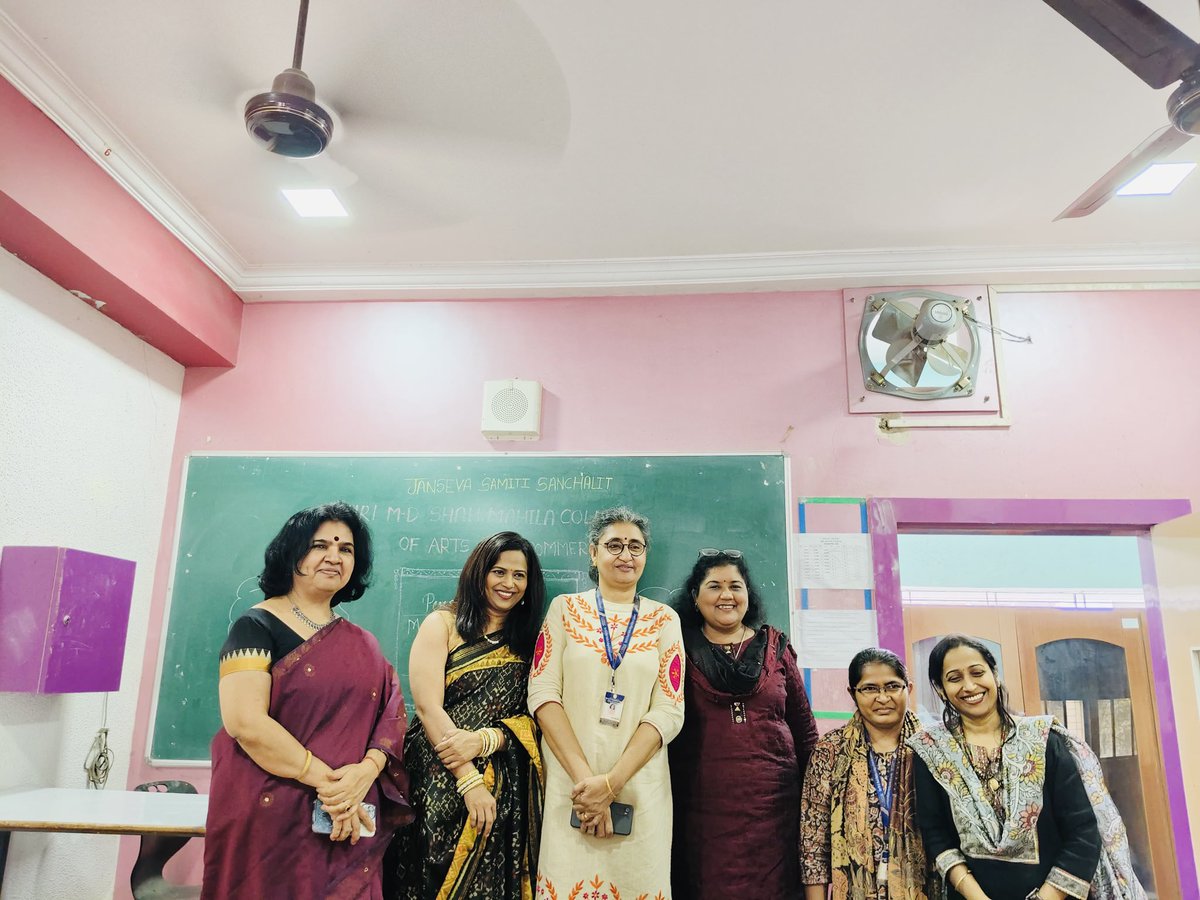 Sevashakti Healthcare Consultancy’s probono project -creating Master Trainers on personal hygiene and menstrual hygiene was completed successfully.We identified 30 college students from marginalised communities and trained them to be Master Trainers out of 30 , 18 MT’s cleared !