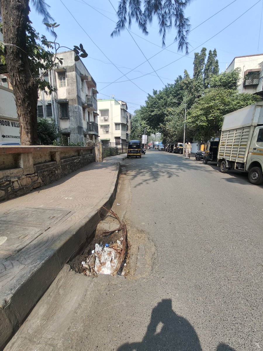 sawantsid45's tweet photo. "URGENT: Broken stormwater lid on kadeshwari mandir marg outside HOOR VILLA building needs immediate attention! @mybmcWardHW,@mybmc
@my please send a repair crew ASAP to prevent accidents!  #infrastructure #publicsafety #yuvasena"
@RyanDMenezes ji
@ShivSenaUBT_ https://t.co/uFdby2OB0V