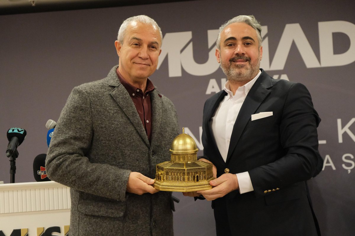 MUSIADAlanya's tweet photo. MÜSİAD Alanya 3. Olağan Genel Kurulu Gerçekleştirildi!

MÜSİAD Alanya Şubesi, 3. Olağan Genel Kurulu, Alanya Belediye Başkanı Sn. Osman Tarık ÖZÇELİK, Belediye Başkan Yardımcıları, Oda Başkanları, Siyasi Parti Temsilcileri ve STK Başkanlarının yoğun katılımıyla gerçekleştirildi. https://t.co/Ce2CXAL602