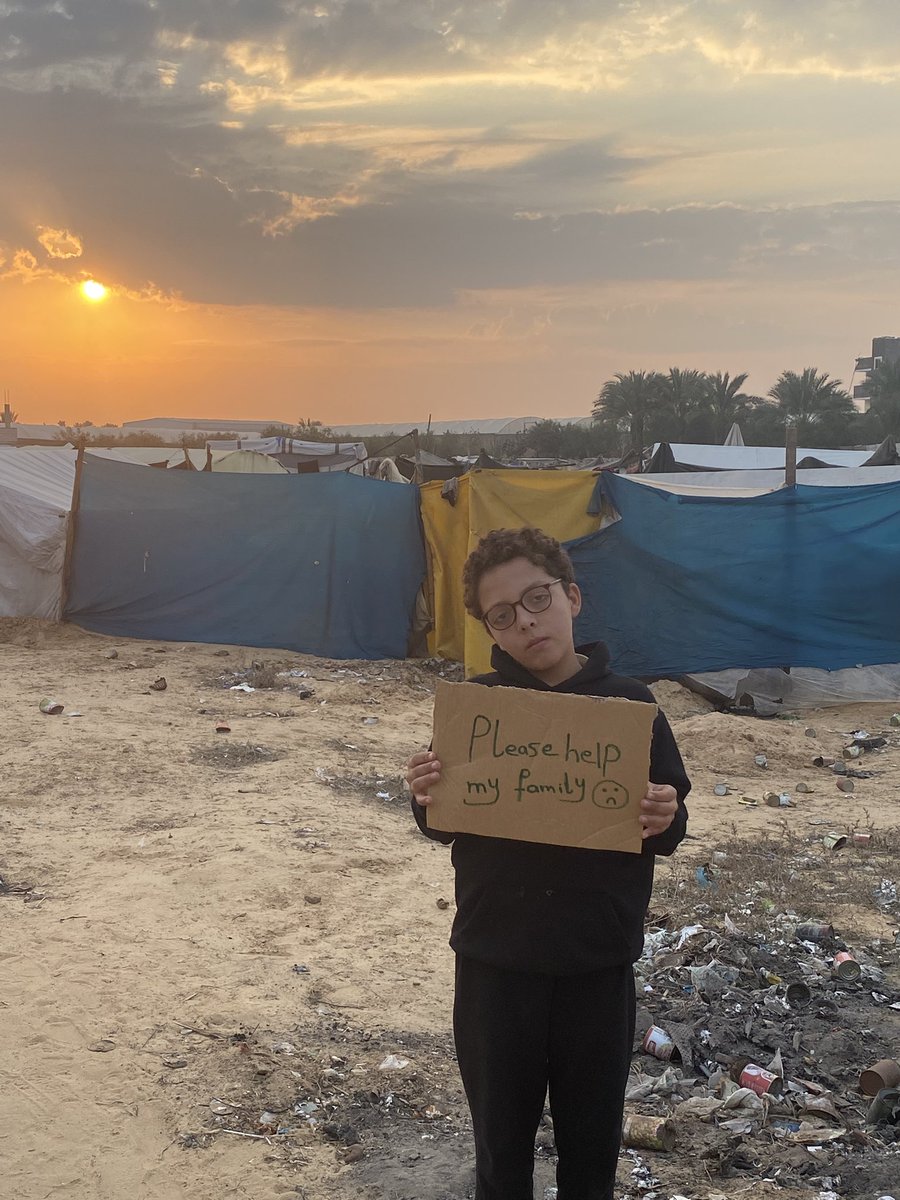 Lex_cat11's tweet photo. Asking all of my mutuals &amp; those who see this to please help me support Hala and her brothers. 
If you have the means to give anything, please do so. Otherwise please help me in boosting her campaign!! https://t.co/IapBKB8p8B