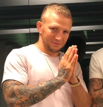 petrszn's tweet photo. Love it #andthatsafact https://t.co/kGzlYYTaEI