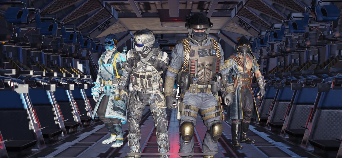 rita_orange18's tweet photo. COD楽しい🥳

#戦闘機に乗ってすぐ破壊する師匠
#敵に後ろから撃たれてるのに死体あさりするおスズ
#戦車は酔うらしい https://t.co/kak6ocYETu