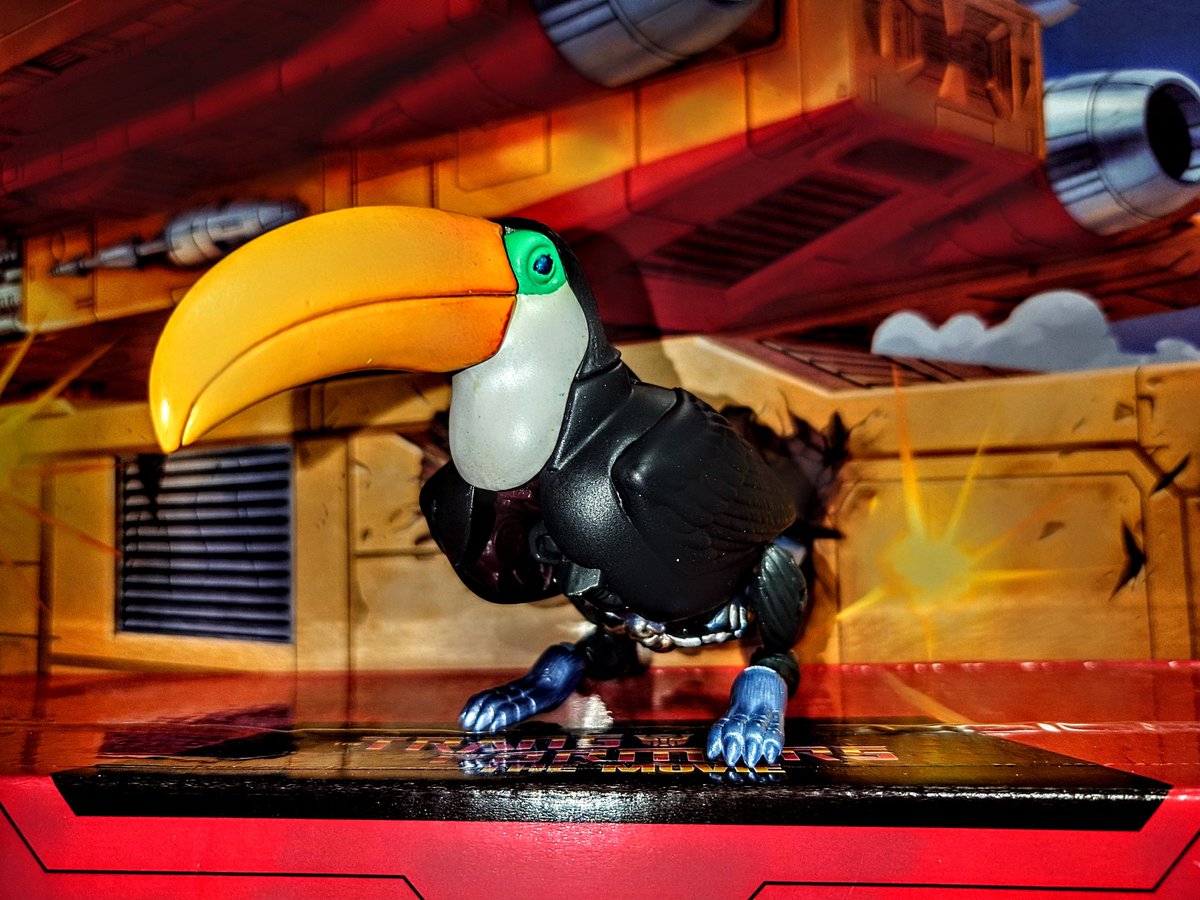 skip_duck's tweet photo. オニオオハシから戦闘ロボに変身！！サイバトロン 銃士『スムーズトーカー』完成しました。
#transformers
＃トランスフォーマー
#カスタムTF https://t.co/mJ7mKz88NH