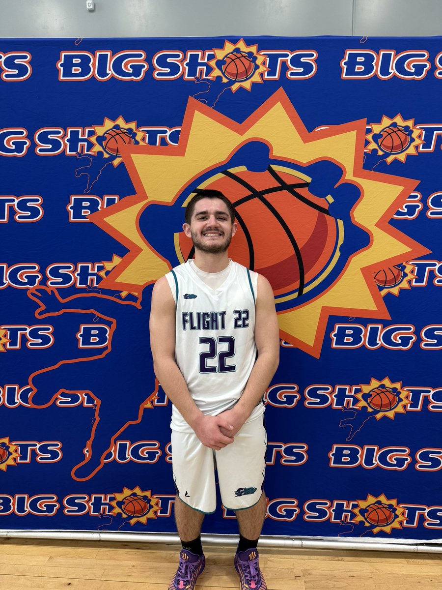 BigShotsGlobal's tweet photo. #BIGSHOTS #CharlestonInvitational

Flight 22 Prep 94 
33 Oliver Roberts 18 
12 Martaz Owens 12 
22 Ashton Gute 13 

TPLS Christian Academy 53 
1 Tahn Bustamante 16 https://t.co/kqlCf7mOE2