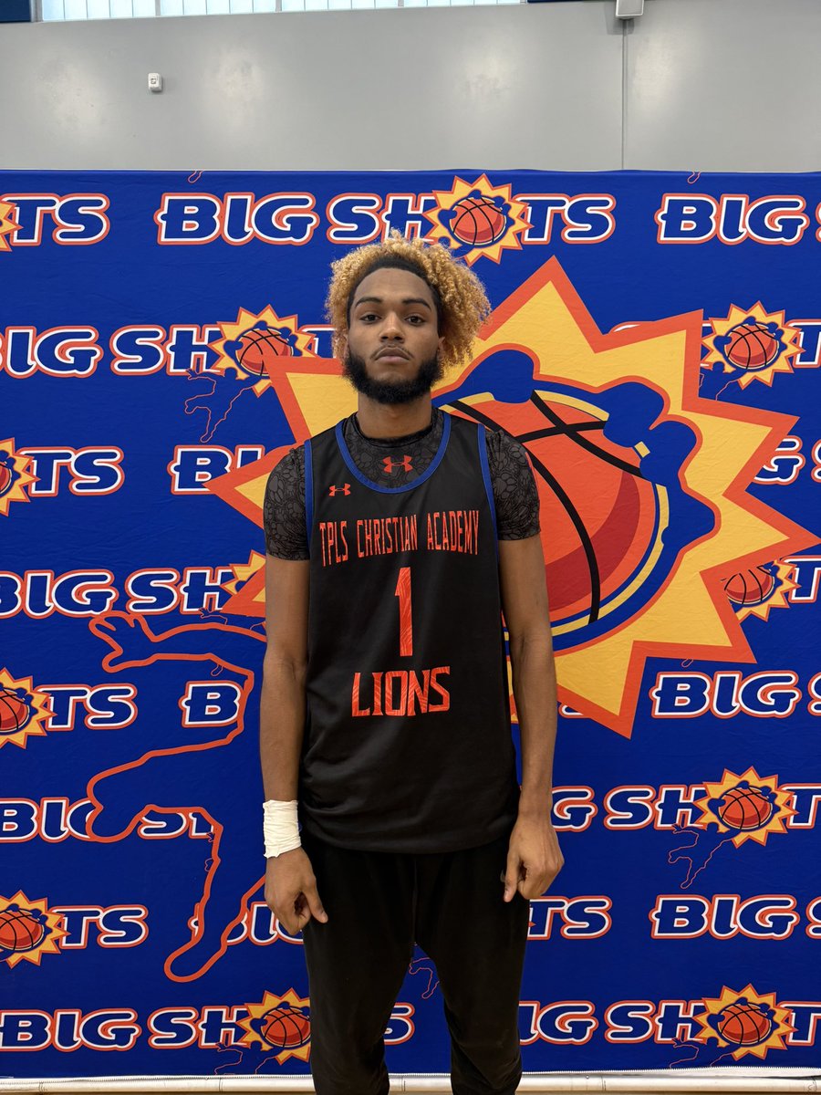 BigShotsGlobal's tweet photo. #BIGSHOTS #CharlestonInvitational

Flight 22 Prep 94 
33 Oliver Roberts 18 
12 Martaz Owens 12 
22 Ashton Gute 13 

TPLS Christian Academy 53 
1 Tahn Bustamante 16 https://t.co/kqlCf7mOE2