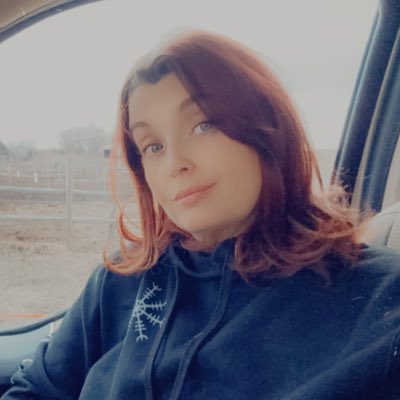 missusjackal's tweet photo. #NewProfilePic https://t.co/AMt2HiJbzV