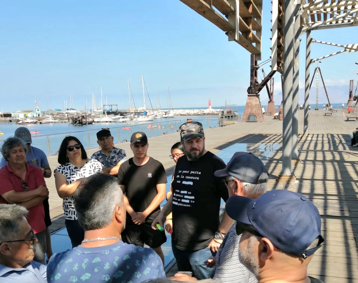 Kaiser en Antofagasta , escuchando a los vecinos y compartiendo con militantes.

Gracias por la difusión !

#KaiserEnTerreno

#KaiserPorChile 
#KaiserConTodo
#PartidoNacionalLibertario 
#KaiserPresidente