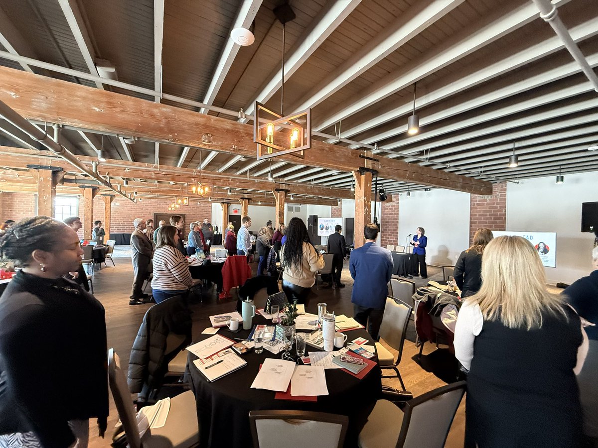 ChipBaker19's tweet photo. Such a great time at the Come Alive in 2025 Live2Lead Leadership Summit! Grateful to get the opportunity to be the Keynote Speaker for the Awards Breakfast. Thanks to Melahni Ake for hosting such a cool event! @MelahniAke
#indy #leadership #melake #grateful #gogetit https://t.co/McbMvZ4Vbw