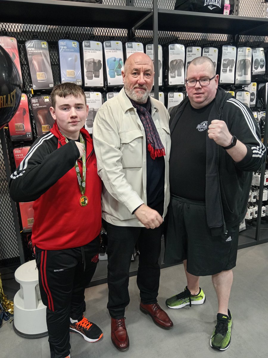 paulorourke26's tweet photo. Pleasure to meet @bigdaddybunce today gentleman and had time tk talk to every body https://t.co/Mc9mZgSved