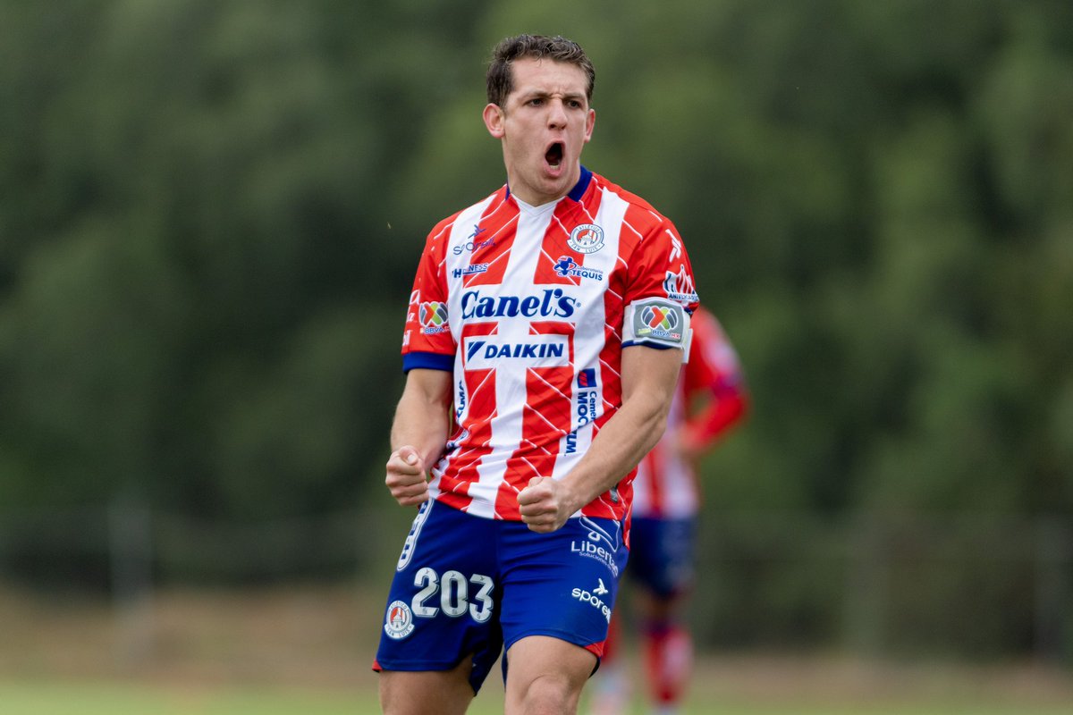 Abitia9's tweet photo. Los primeros tres puntos del torneo, con gol y  asistencia, vamos mi @AtletideSanLuis ❤️🤍!! https://t.co/09XPWtEn2o