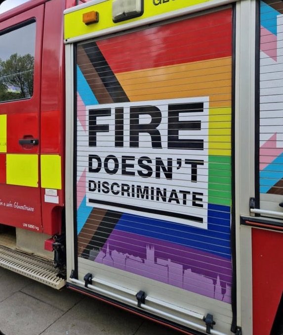 PMunozIturrieta's tweet photo. Cuando los bomberos se dedican a promover la diversidad en vez de prevenir fuegos, pasa lo que pasa en California. https://t.co/WEDln72X8V