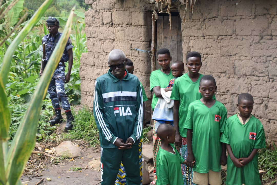 CnddFddBuhumuza's tweet photo. #Burundi Kuruno musi igenekerezo rya 11/1/025 Ubuserukizi bw'umugambwe @CnddFdd mu ntara nziza ya #Buhumuza niho bwashikiriza inzu yubakiw uwahoz ku rugamba rwa Demokarasi #MIDENDE Pascal muri zone n'umutumba wa #Gasave komin #Muyinga. @R_Ndikuriyo 
@DorianeMunezero 
@NivyabandiM https://t.co/400p1pbjVd