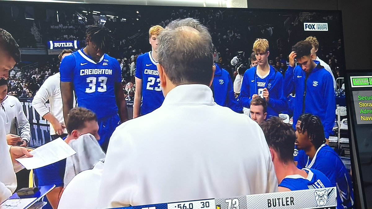 gametimephillip's tweet photo. Just a well rounded team, and a couple of nonchalant dread heads. #perfectmix #staydrippy @gregtheboss17 https://t.co/yYzH4G268U