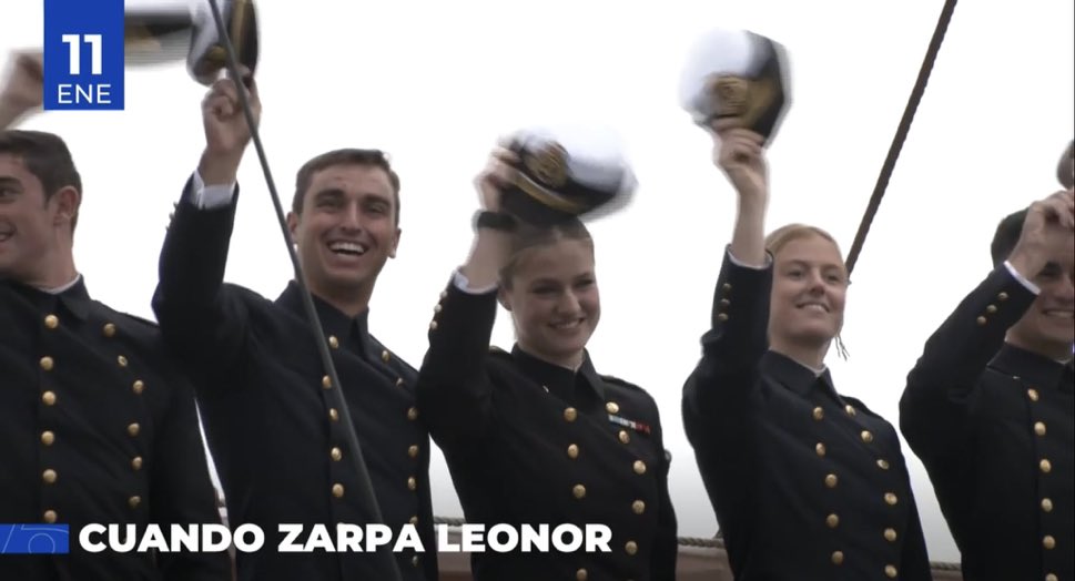 BernarGM's tweet photo. 🎶 Cuando zarpa Leonor
Futura reina, es quien cae mejor
Eso lo sabe hasta Letizia, tú y yo
Siempre Felipe sopla a su favor
No podemos hacer nada
Por cambiar esta Constitución
De cada españo-o-ol
Cuando zarpa Leonor 🎶 https://t.co/muhevaHBkB