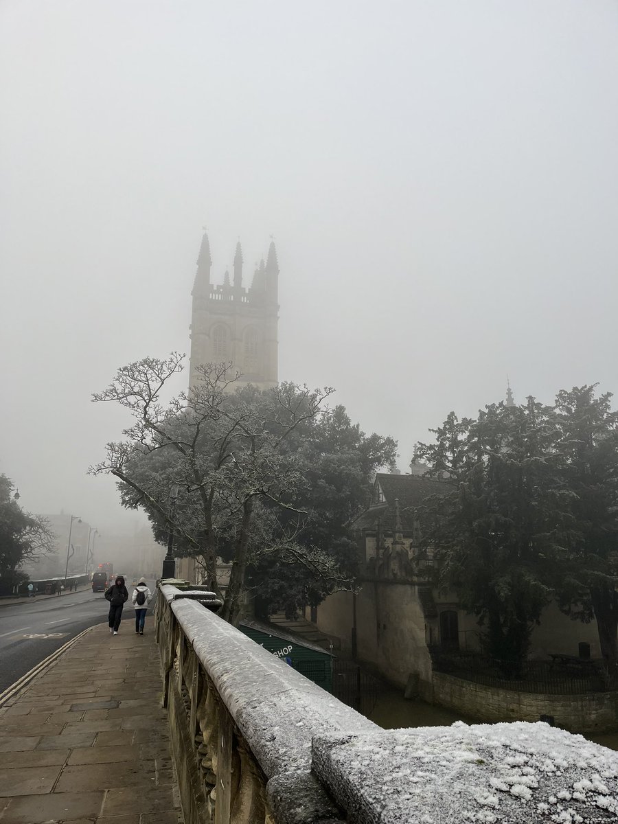Frosty Oxford #Winter #MrFrost