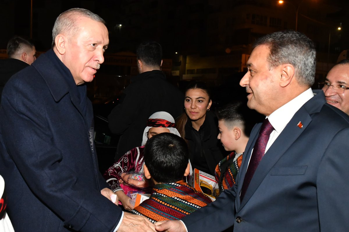 hasansildak's tweet photo. Cumhurbaşkanımız Sayın Recep Tayyip Erdoğan Valiliğimizi teşrif ettiler. 

Bizleri onurlandıran Sayın Cumhurbaşkanımıza şükranlarımı arz ediyorum. 

@tcbestepe https://t.co/GWYNilUFpv