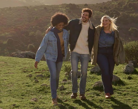 frugalfreebies's tweet image. Levi Strauss Signature Jeans &amp;amp; more!
up to 60% price drop!
Walmart: mavely.app.link/e/u3ZAFflS4Pb (ad)

#WalmartPartner @walmart 
#EverydayDenim #LeviLove #CasualComfortVibes #DenimForDays #JeansAndStories #LeviSignatureStyle