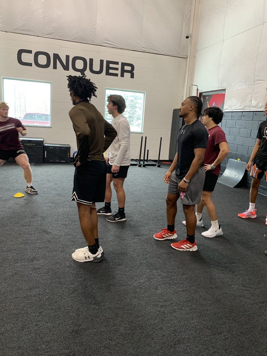 Jayden “Tank” Terry 3⭐️ C/O 2026 (@jaydentankterry) on Twitter photo Got some speed training in with big bro <a href="/SoloDavis10/">Solomon Davis</a> today as he gets ready for his pro day. Back at it next week. <a href="/stiegee/">eric stiegel</a> <a href="/AllenTrieu/">Allen Trieu</a> <a href="/RivalsFriedman/">Adam Friedman</a> <a href="/MIgamenight/">Michigan Game Night</a> <a href="/RecruitingNext/">Next Level Recruiting</a> <a href="/MIexposure/">Michigan exposure</a> Got some speed training in with big bro <a href="/SoloDavis10/">Solomon Davis</a> today as he gets ready for his pro day. Back at it next week. <a href="/stiegee/">eric stiegel</a> <a href="/AllenTrieu/">Allen Trieu</a> <a href="/RivalsFriedman/">Adam Friedman</a> <a href="/MIgamenight/">Michigan Game Night</a> <a href="/RecruitingNext/">Next Level Recruiting</a> <a href="/MIexposure/">Michigan exposure</a>