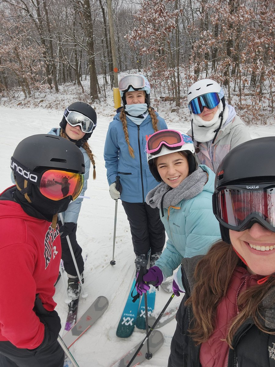 Miss Cosentino tweet media