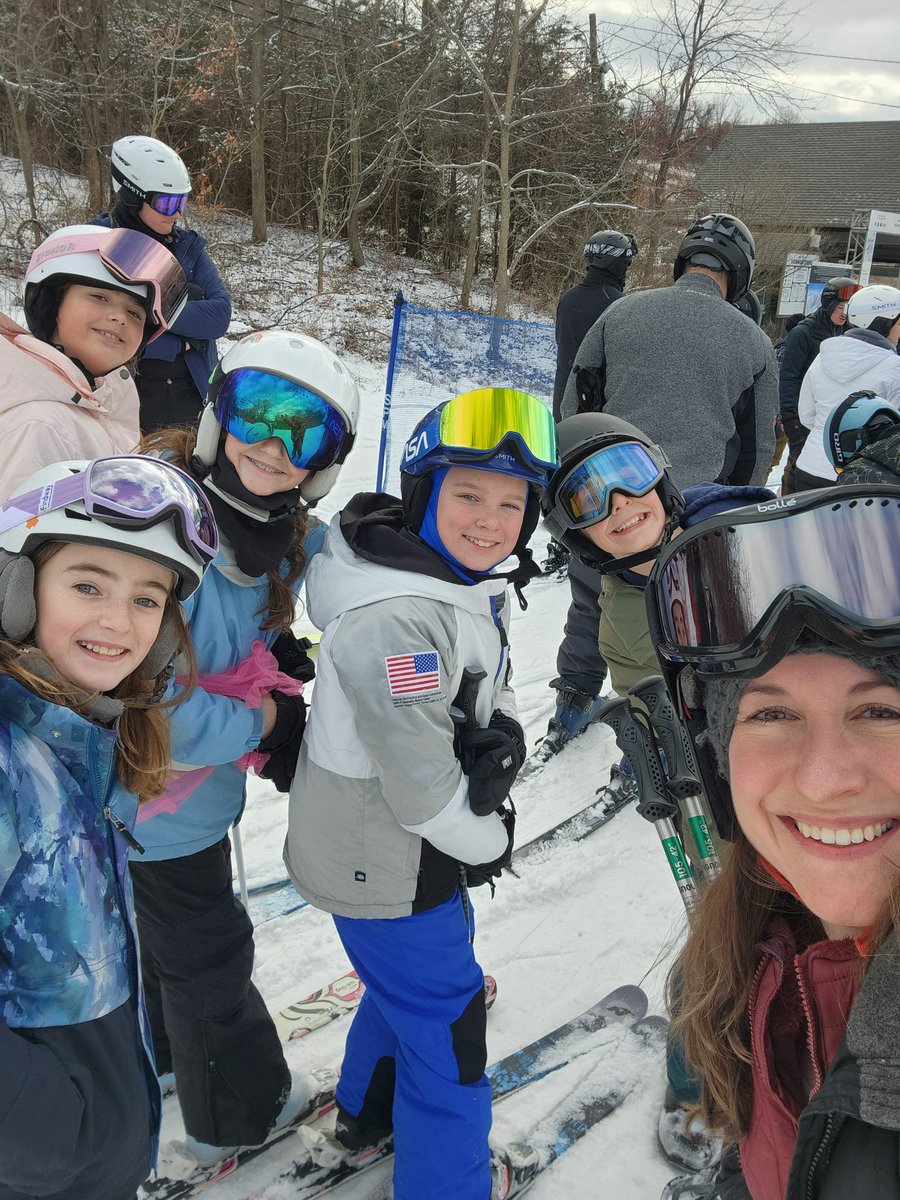 Miss Cosentino tweet media