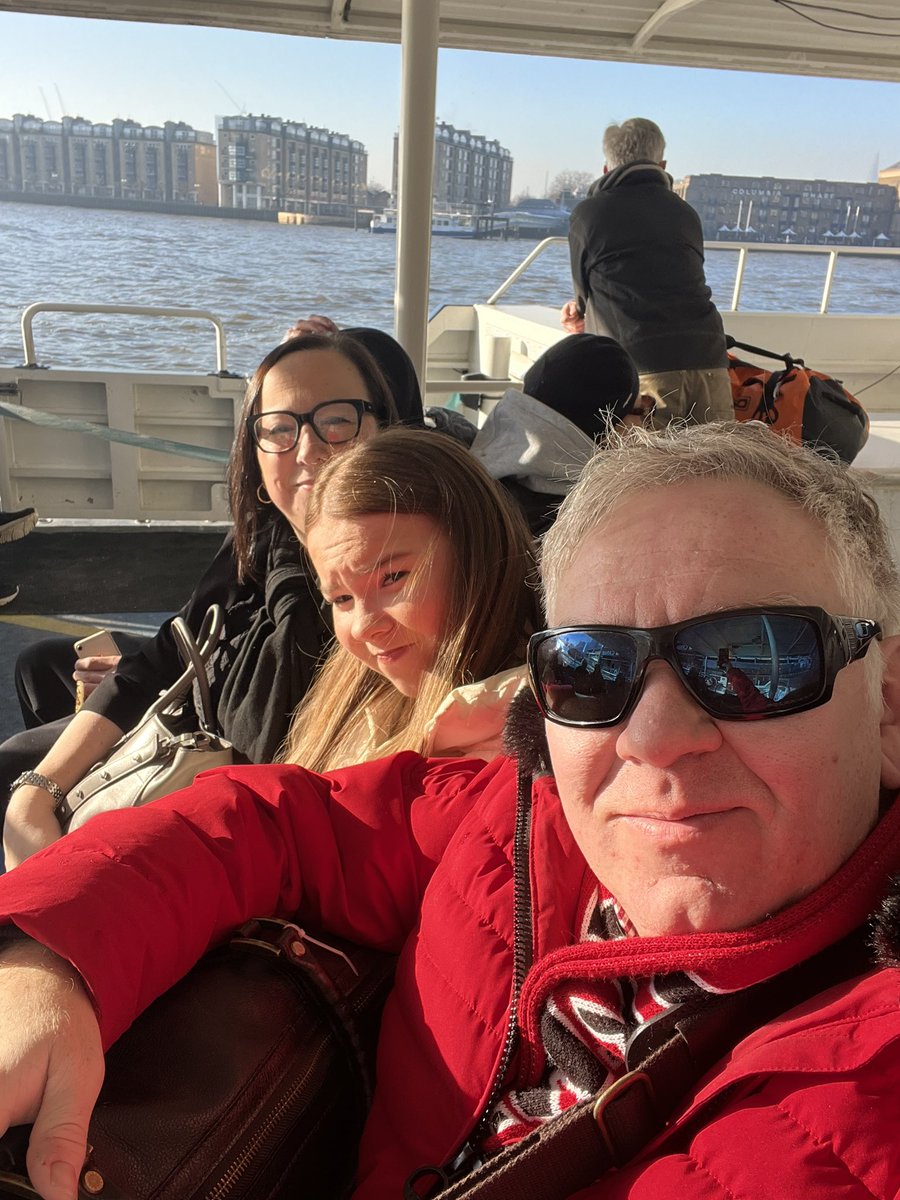 BluediamondGB's tweet photo. @leytonorientfc game cancelled but we had already set off to the big smoke for Hels 50th.  As a ‘Manchester Blue’ it feels wrong dressed in so much red, but as @darin_burrows says, Orient till I die #mysecondteam https://t.co/AR8vN5rjwu