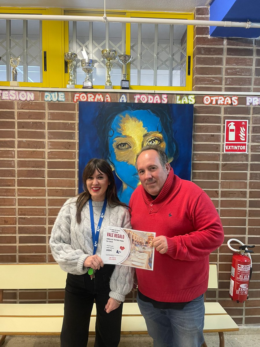🎭 Ahijó Extraescolares dona una obra de teatro valorada en 500€ para la rifa solidaria en la IV Cena de Gala de Direcmur. ¿Quieres donar o conseguir premios como empresa o particular? ¡Rellena el formulario aquí! docs.google.com/forms/d/e/1FAI…