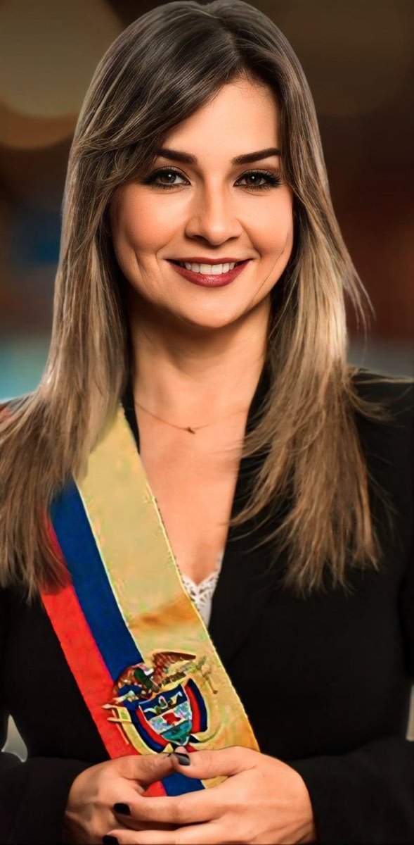 jarizabaletaf's tweet photo. Vicky Dávila es la primer candidata presidencial en pedir una intervención militar en Venezuela 

¿Estás de acuerdo con Vicky? https://t.co/rQqdBBqqXr