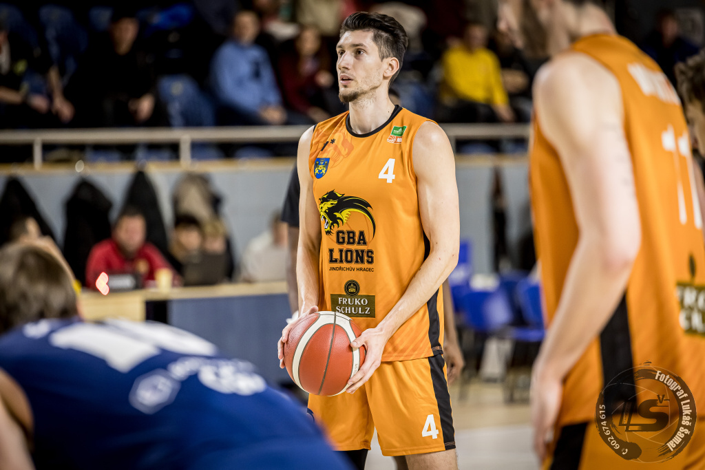 TangramSports's tweet photo. David Pekarek @DavidPekarek scored a team-high 14 points (2/3 for 3PT), grabbed 6 rebounds and 2 blocks for GBA Lions Jindrichuv Hradec against NH Ostrava in Czech Republic NBL  

#TangramSports 
#FollowYourDreamsWithUs https://t.co/evfQqVyurf
