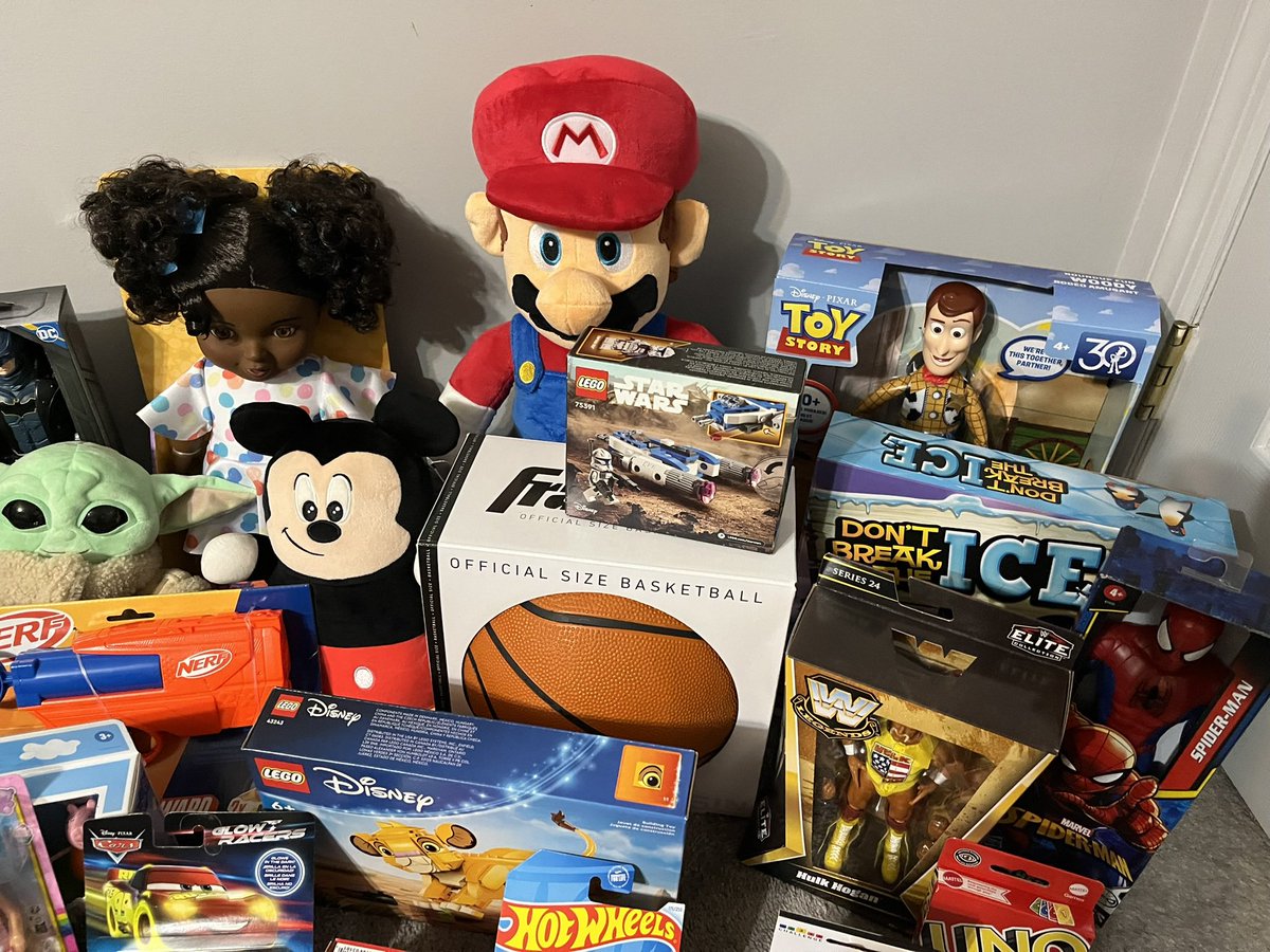 dmbbqsauces's tweet photo. Thank you to all who donated to our 5th Annual Holiday Toy Drive! This was easily our biggest showing of support and we were able to donate our most toys to date!

Congratulations to Jorge on winning a DM BBQ Barbecuing Essentials Basket!

#BBQ #ToyDrive #Raffle https://t.co/iKhT0GYApz