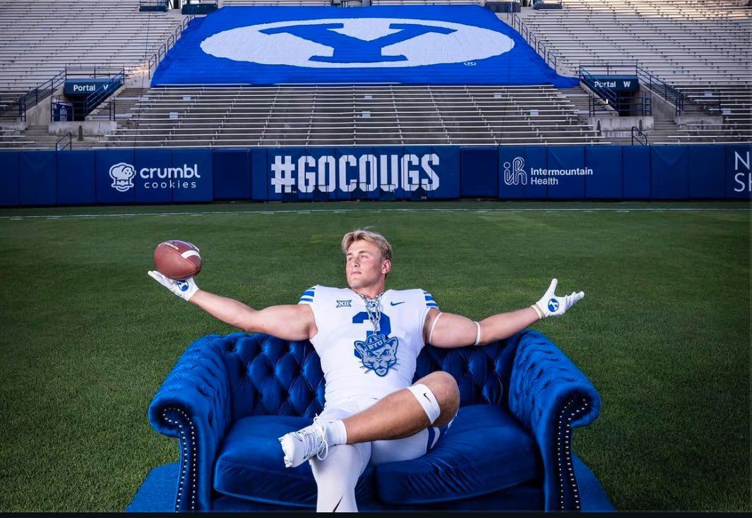 SSN_Cougars's tweet photo. ๐ตBOOMโช๏ธ 4โญ๏ธ โ25 LB McKay Madsen has committed to BYU!!! #GoCougs #BYUFootball
Madsen is the ranked #494th in the country and he is also the #47th ranked LB! https://t.co/vU5BpntBbc