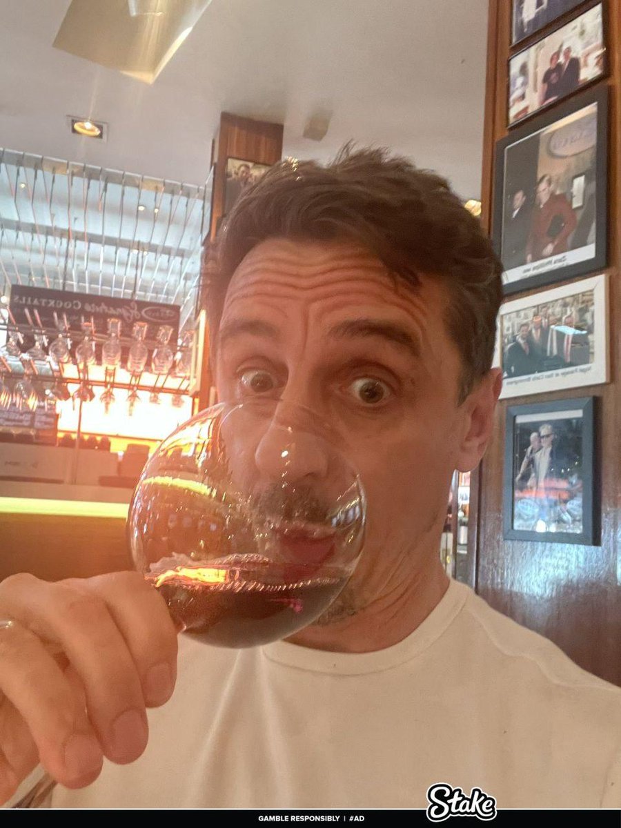 TheKopHQ's tweet image. FT: Man City 8-0 Salford. 

Gary Neville, Nicky Butt, Ryan Giggs, Roy Keane, David Beckham, Phil Neville, Paul Scholes, Peter Lim, Karl Robinson - Your boys took one hell of a beating