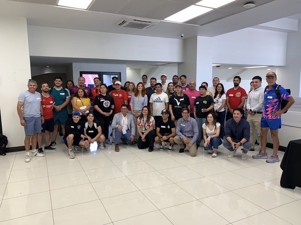 anetechoficial tweet media