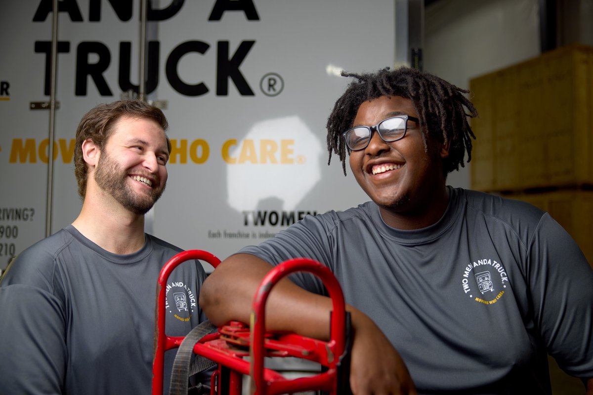 Teamwork with a smile! Our movers bring the muscle and the good vibes to every move. 💪 😄

#MoversWhoCare