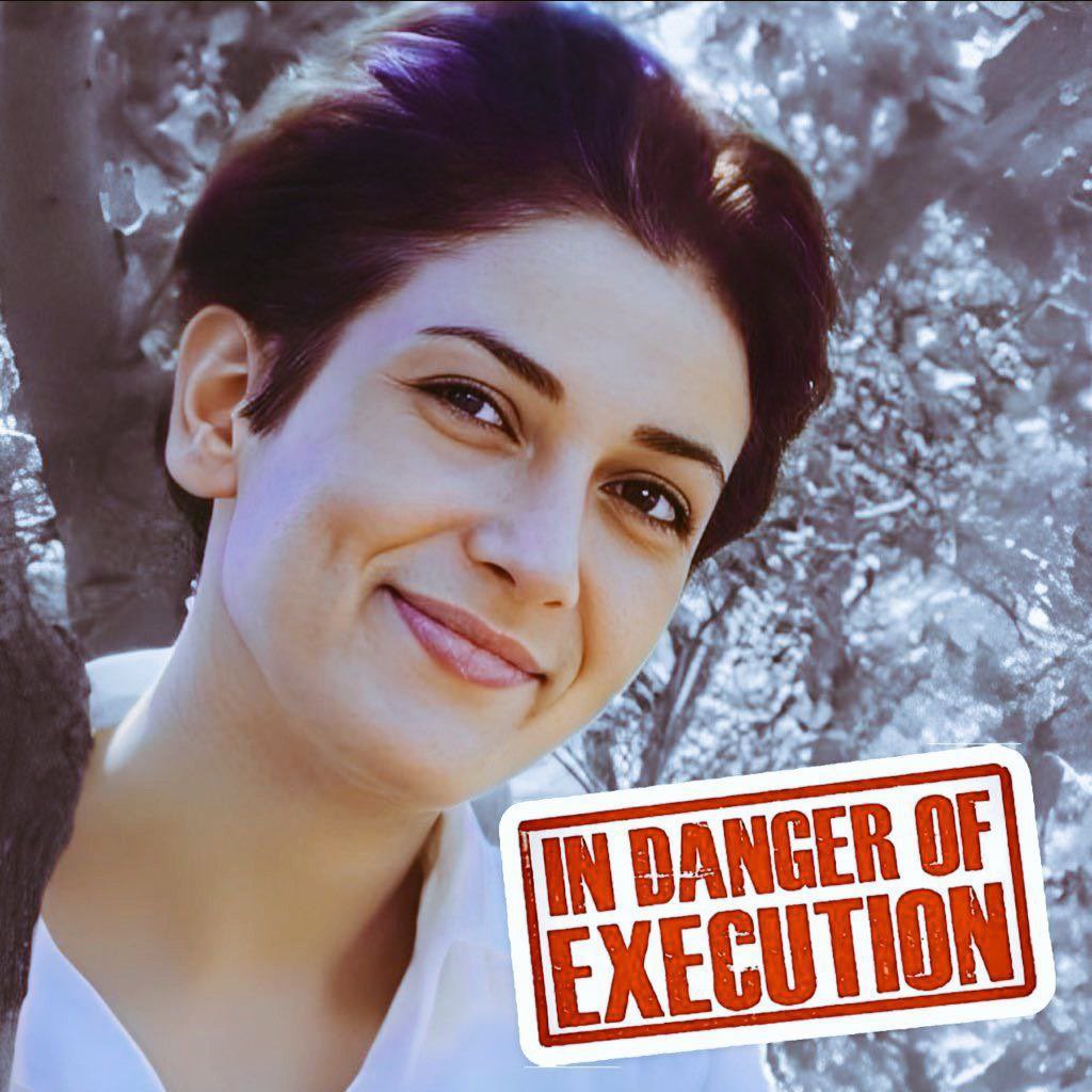 بخشی از نامه #پخشان_عزیزی : 

«آن که در راه حقیقت و آزادی گام گذارده، مرگ و زندگی را معنایی دیگر بخشیده است. ما ترس از مرگ نه، که ترس از زندگی بی‌عزت و بردگی داریم.»
#PakhshanAzizi