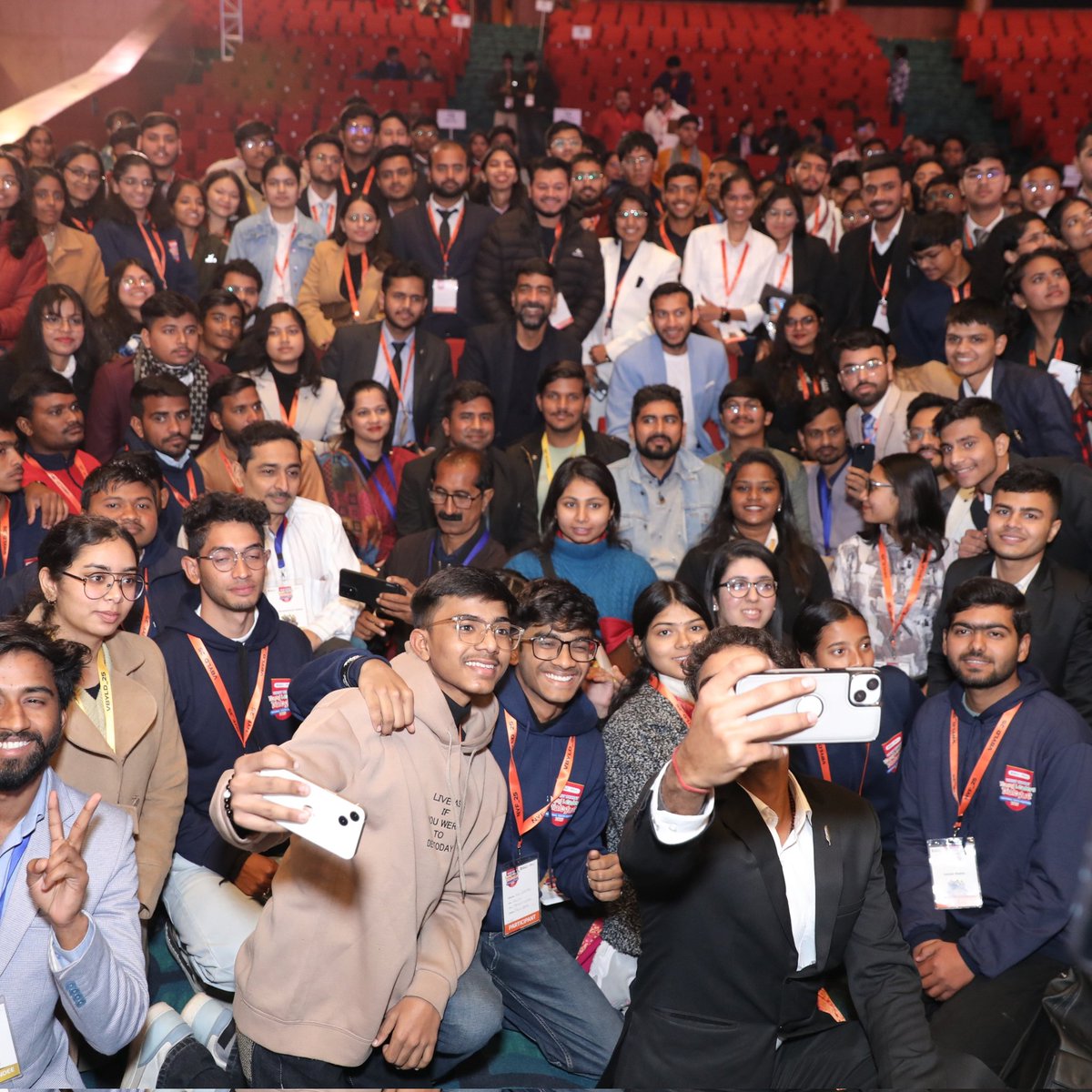 Ritesh Agarwal, Founder &amp; CEO of OYO Rooms, and Nitin Saluja, Founder of Chaayos, shared an inspiring address at #ViksitBharatYoungLeadersDialogue on 'Making India the Startup Capital of the World,' igniting young innovators to build world-class ventures. #VBYLD2025 #NYF2025