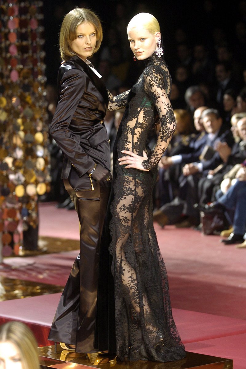 ✨Dolce & Gabbana✨ Fall/Winter 2004. 🪡