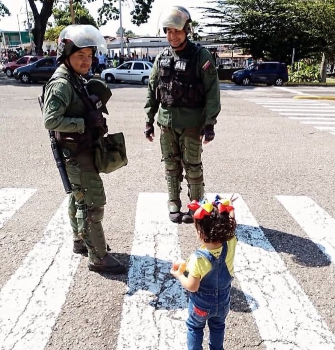 camiccv's tweet image. Con amor 🇻🇪 @VenteVenezuela #venezuelalibre