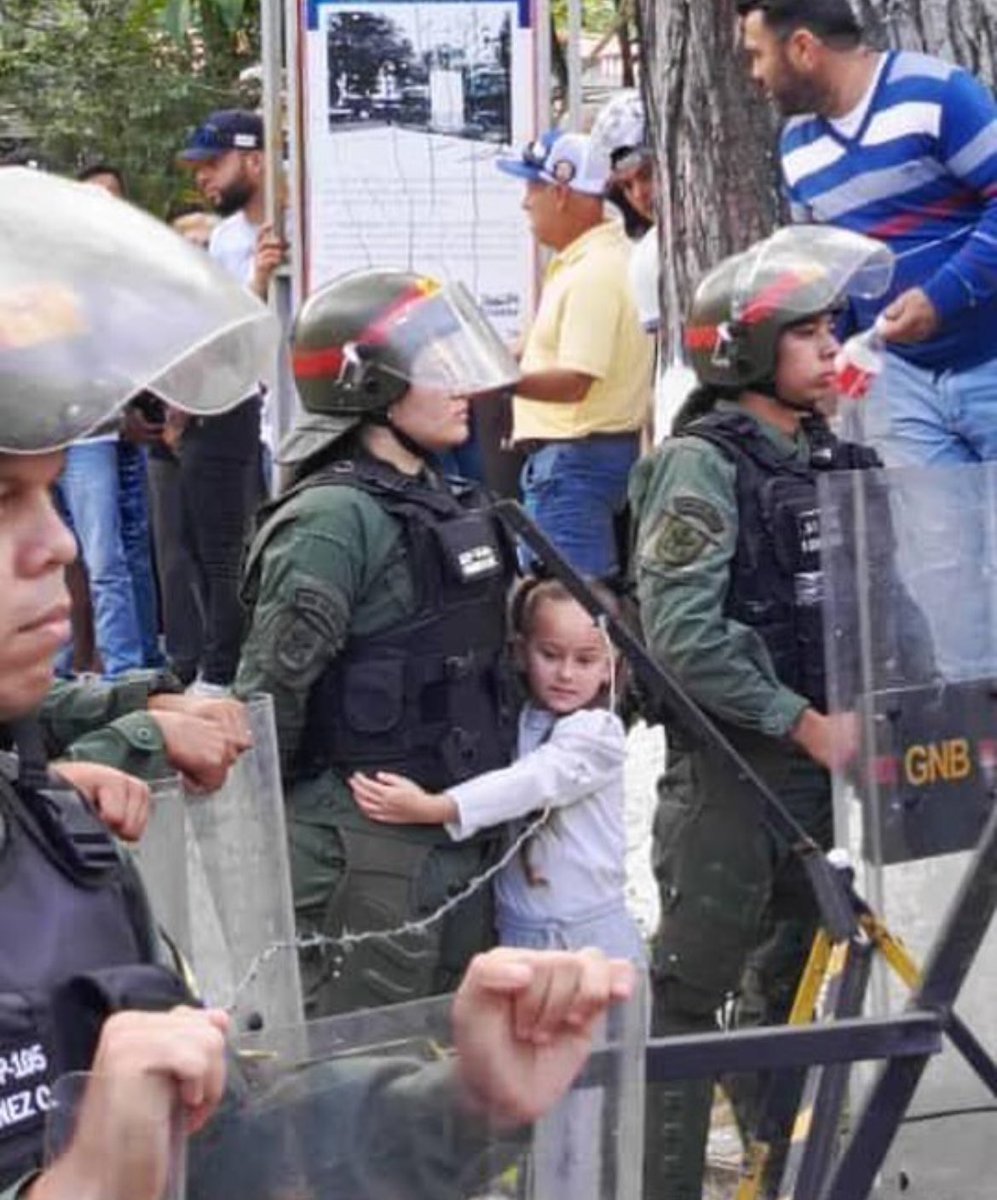 camiccv's tweet image. Con amor 🇻🇪 @VenteVenezuela #venezuelalibre