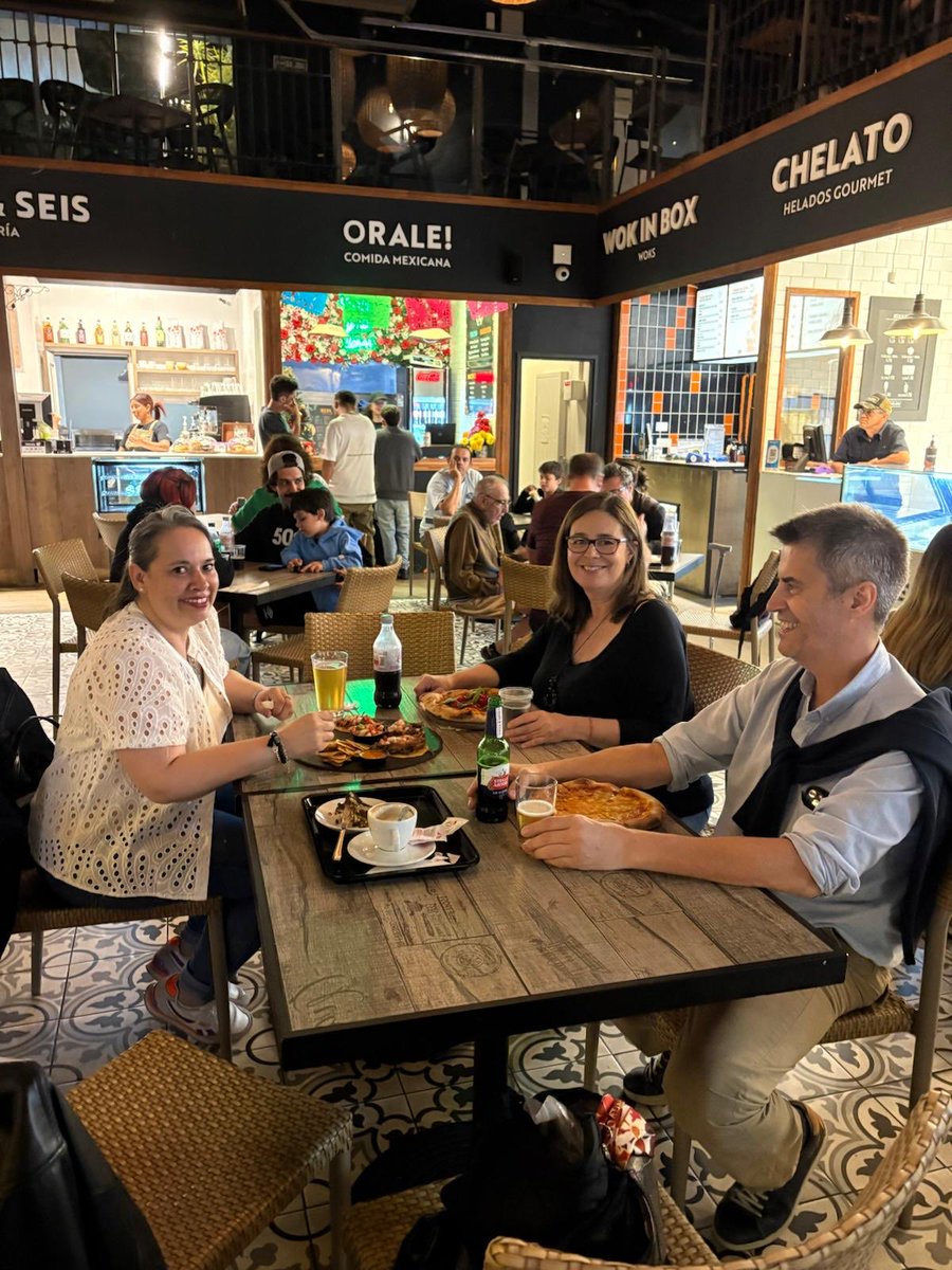 ⁦<a href="/pechevarriap/">Patricia</a>⁩ ⁦<a href="/GeralOronoz/">Geral🇺🇾</a>⁩ y ⁦⁦<a href="/SilviaG65800071/">Silvia</a>⁩ , los del Team cerveza estábamos más lúcidos que la que tomó un cortado y sobretodo que la que tomó refresco light que no hilvanaba dos frases completas 😵‍💫