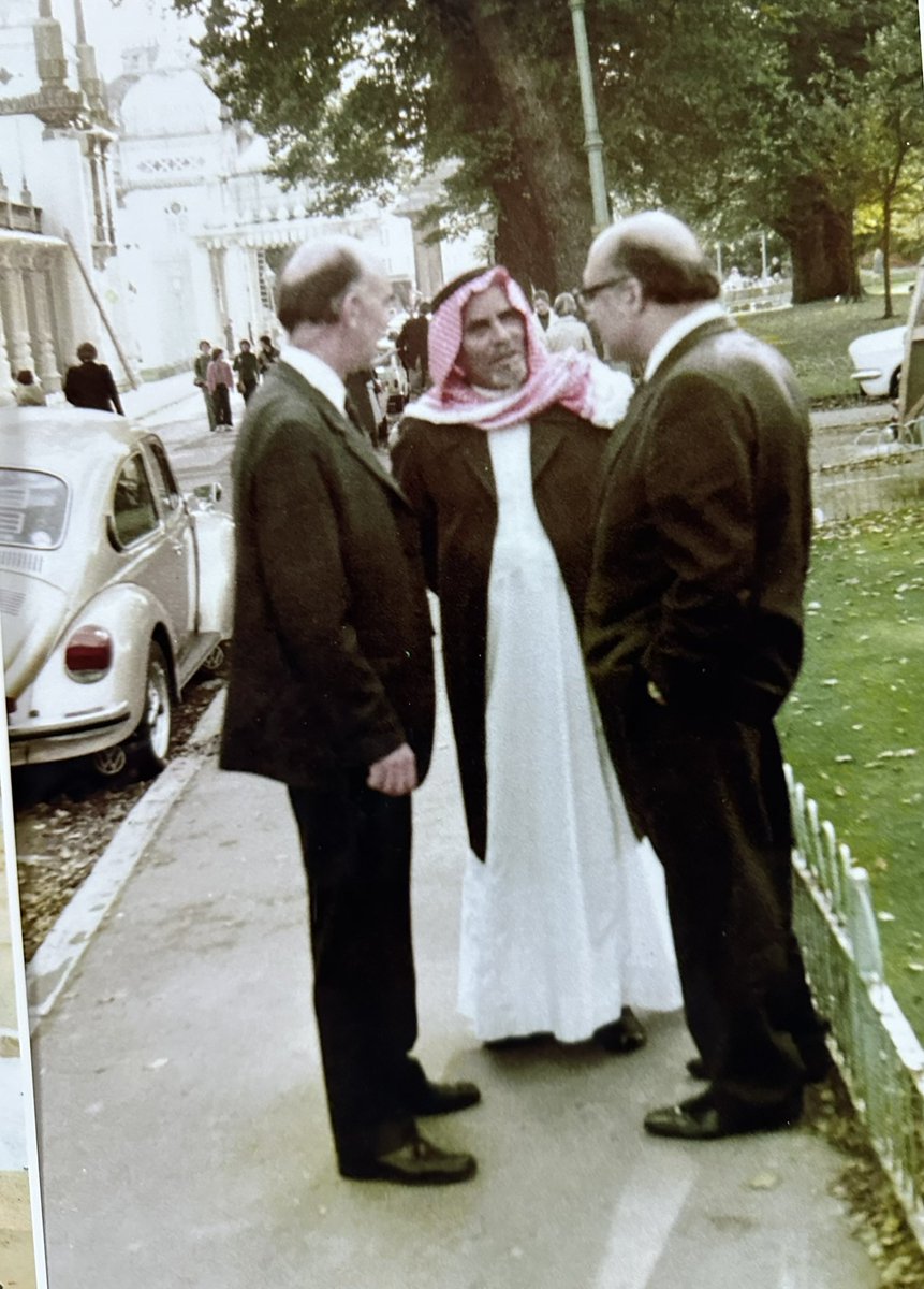 mesharisadoun's tweet photo. الجد الامير محمد بن عبدالله بن سعدون آل عبدالعزيز 
لندن 
السبعينات الميلادي https://t.co/gPd9YUZraY