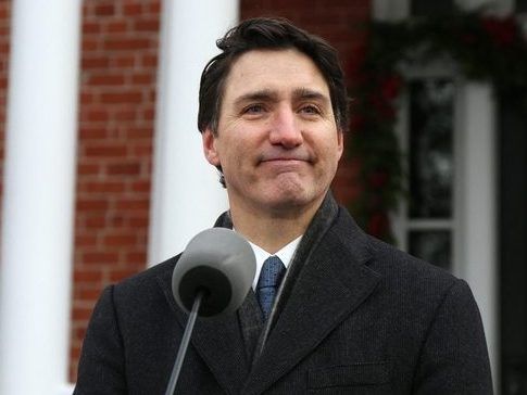 TheTorontoSun's tweet photo. LEDREW: Canadians no longer believe a word Justin Trudeau says https://t.co/Q9Qfz05vQS https://t.co/V7lDyYgXLe