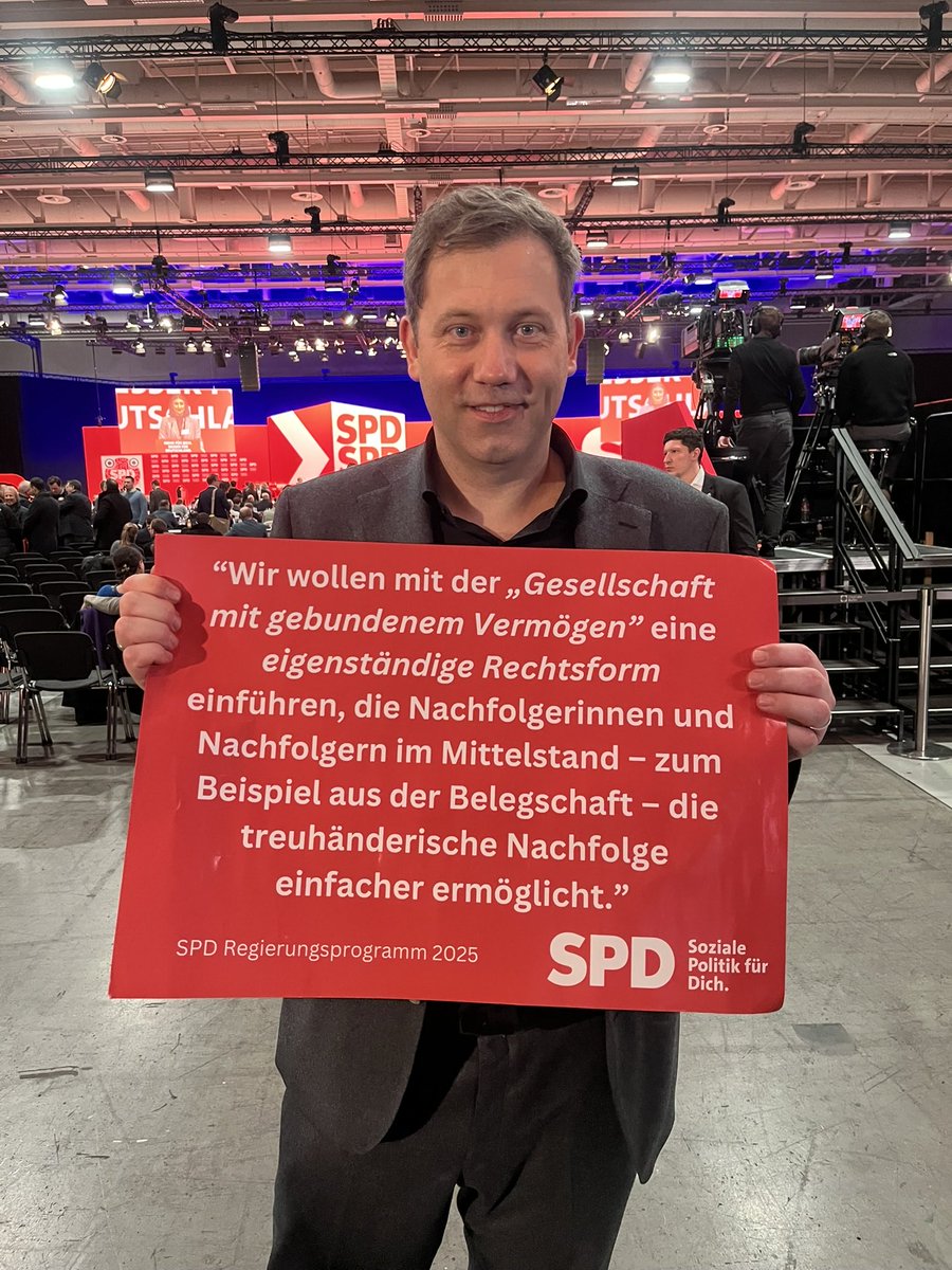 Armin Steuernagel (@steuernagel7) on Twitter photo 1000+ Unternehmen warten darauf & 72% der Mittelständler wollen die Einführung: Die #Gesellschaft_mit_gebundenem_Vermögen. Heute auf dem SPD #Parteitag hat <a href="/larsklingbeil/">Lars Klingbeil 🇪🇺</a> betont, dass die <a href="/spdde/">SPD Parteivorstand 🇪🇺</a> die #NeueRechtsform einführen will - steht ausführlich im Wahlprogramm 💪👇🙏 1000+ Unternehmen warten darauf & 72% der Mittelständler wollen die Einführung: Die #Gesellschaft_mit_gebundenem_Vermögen. Heute auf dem SPD #Parteitag hat <a href="/larsklingbeil/">Lars Klingbeil 🇪🇺</a> betont, dass die <a href="/spdde/">SPD Parteivorstand 🇪🇺</a> die #NeueRechtsform einführen will - steht ausführlich im Wahlprogramm 💪👇🙏