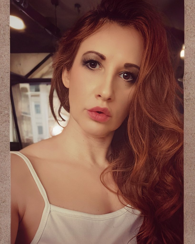 hot_dahlia