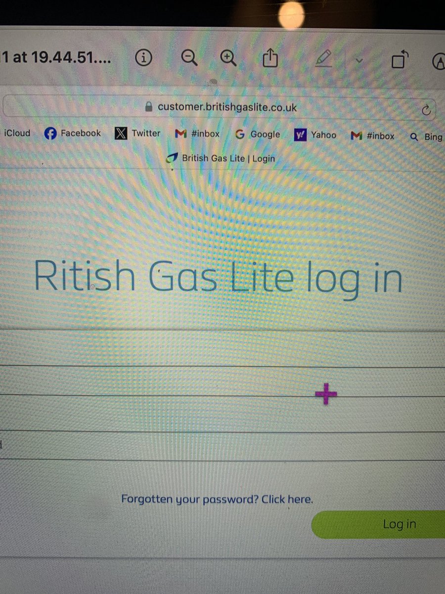 SimplyDevineHat's tweet photo. Anybody know when British Gas changed to Ritish Gas on their website??  @BritishGasHelp https://t.co/v8zCbSkm0y