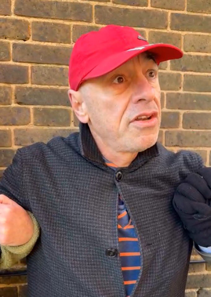 UnityNewsNet's tweet photo. If a Muslim ex Labour MP was caught in a paedo sting all the usual SLOP accounts on here would be highlighting his ethnicity/religious background.

Yet in the case of Ivor Caplin they aren't doing that.

Why would Tommy Robinson's social media team not be highlighting it? https://t.co/eIkFQDfkux