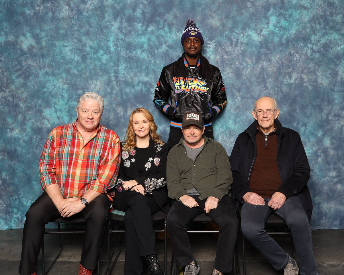 ka_rr_ee_mm's tweet image. My favorite movie ever glad to meet the cast! Shout out to the @BacktotheFuture franchise, the cast and everybody involved this is a dream come true!💪🏽