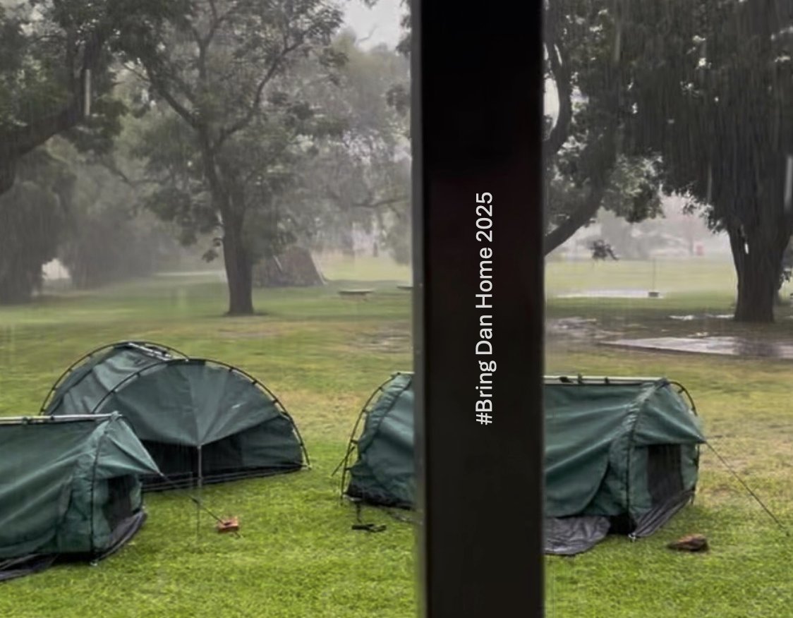 FreeDanDuggan's tweet photo. Saffrine and the 6 Duggan kids spent last night at Wellington, western NSW, camped out in tents in the pouring rain. They wanted to be close to Macquarie maximum security so they can visit #FreeDanDuggan first thing this morning. It may be one of their last visits before Dan is extradited to the US. #BringDanHome
After the cost of driving the 300km+ round trip to visit Dan, tents are the most inexpensive option for this struggling family surviving on a part-time wage and your generosity.
If you can, please help Dan's struggling family bring him home as soon as possible. Please make a donation here: https://t.co/mt5T8DCPqC or make a direct donation: https://t.co/9IkKXLUnX1
#EnoughIsEnough #HumanRights #Solidarity