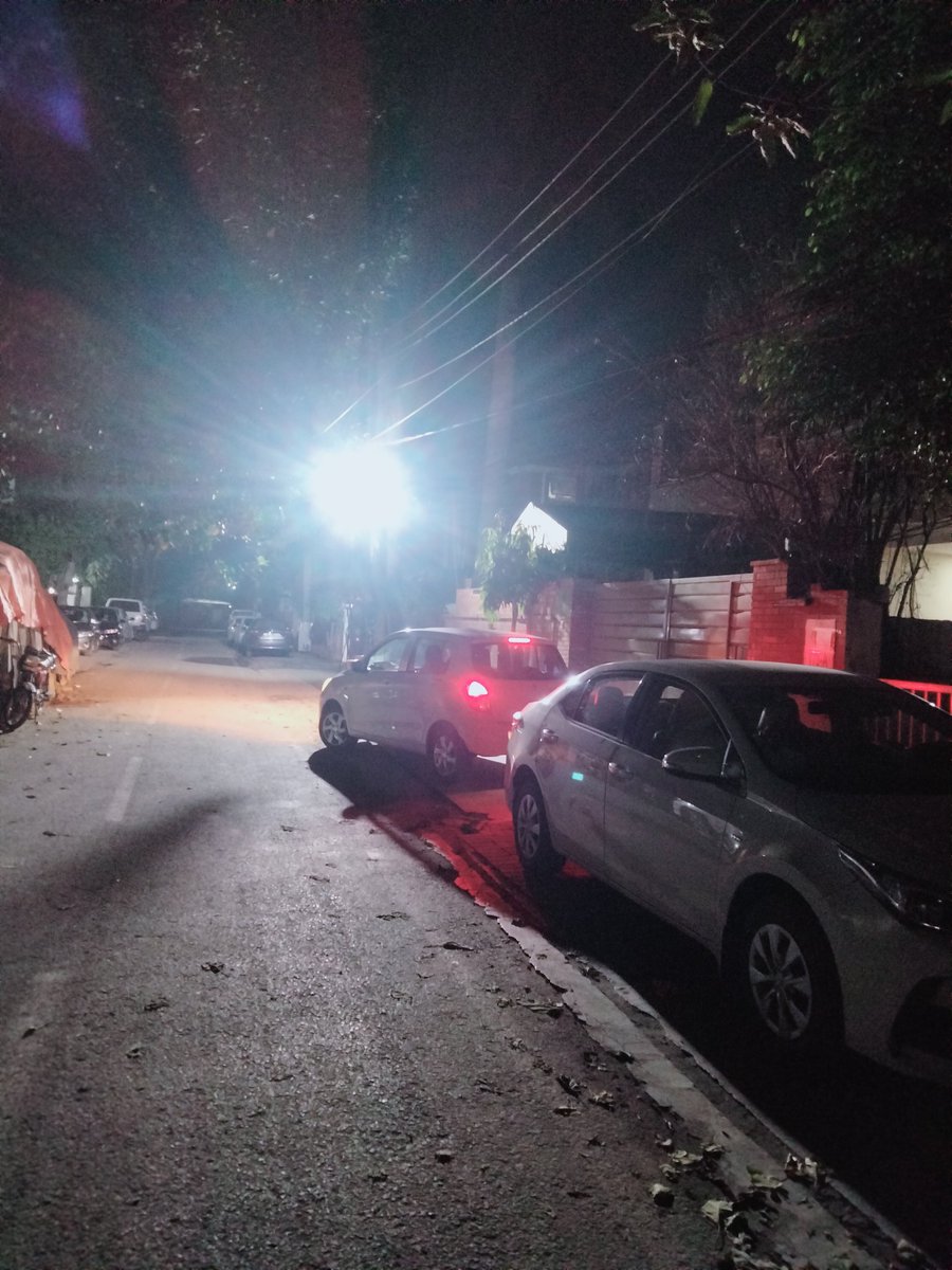 گناہوں کی ایسی دیوار کھڑی نہ کریں جو اپ کو اللہ  تعالیٰ سے دور کر دے🦋