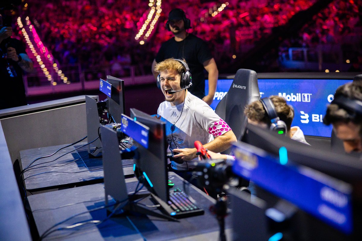 Rocket League Esports tweet media